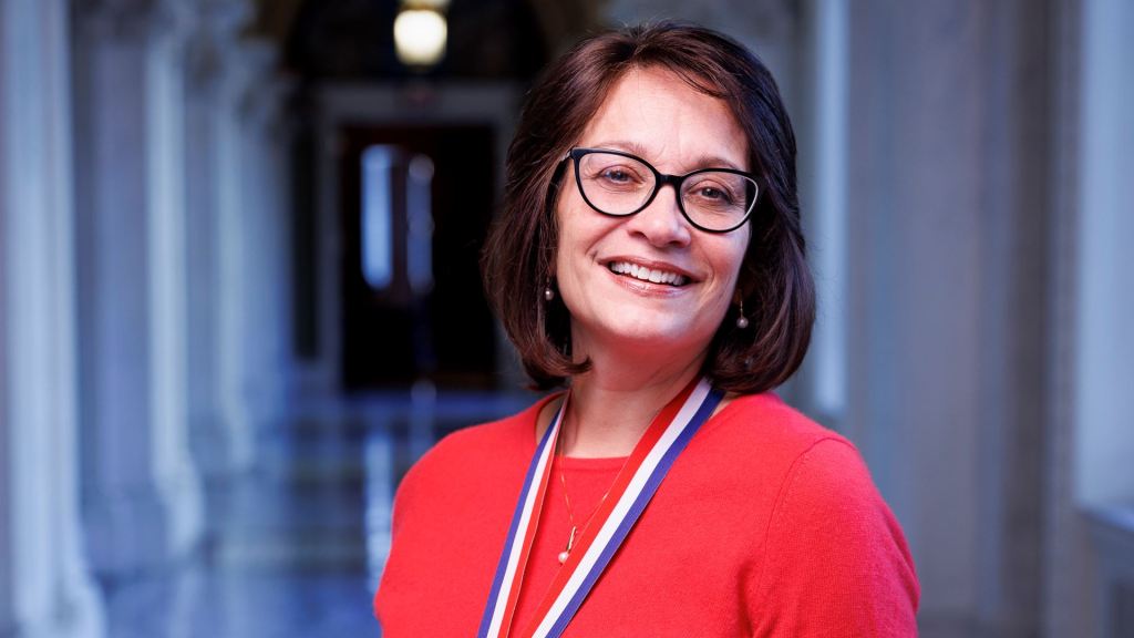 Interview with Meg Medina for No More Señora&nbsp;Mimí